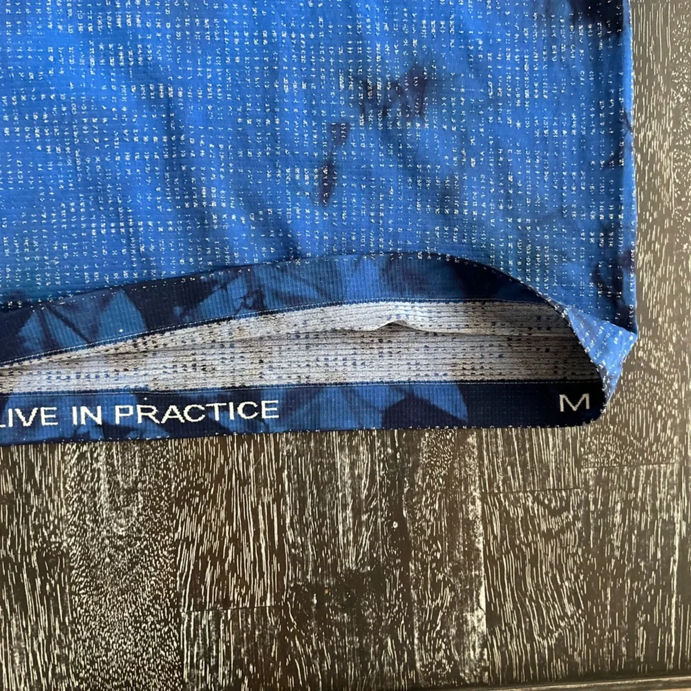 Lululemon Metal Vent Tech T-Shirt 2.0 in Blue/Black - Picture 3 of 4